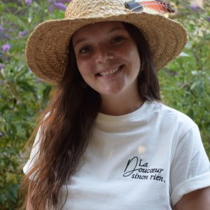 Tee-shirt écru: "La doucœur sinon rien"