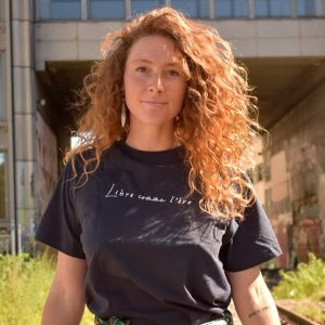 Tee shirt marine: "Libre comme l'ère"